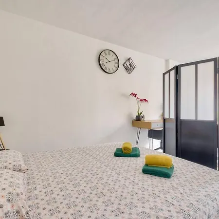 Studio With Garden 10 Min From Metro And Tramway Appartamento Lione